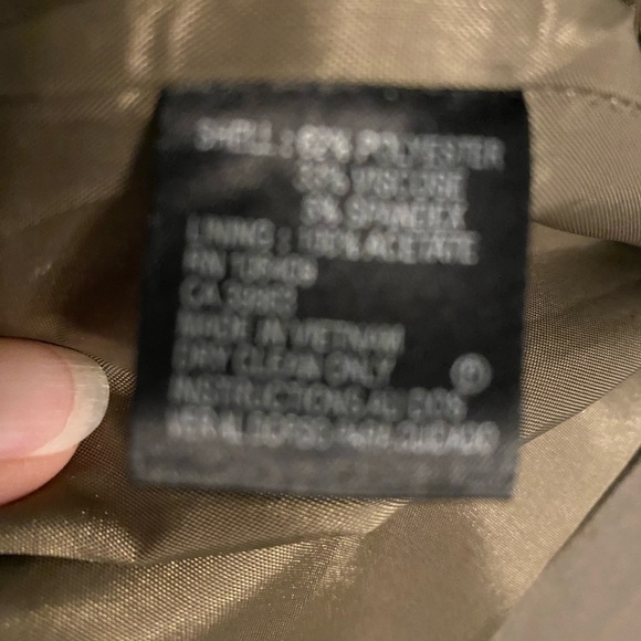 Tahari dress and Jacket set. Size 8 - Picture 2 of 7